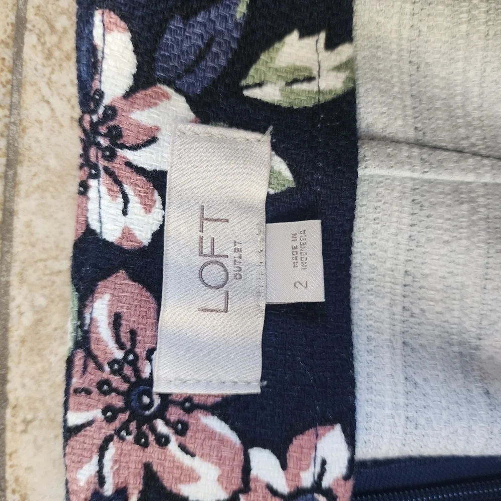 LOFT Navy Floral Pencil Skirt